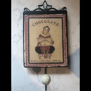 Chocolats tile with hook